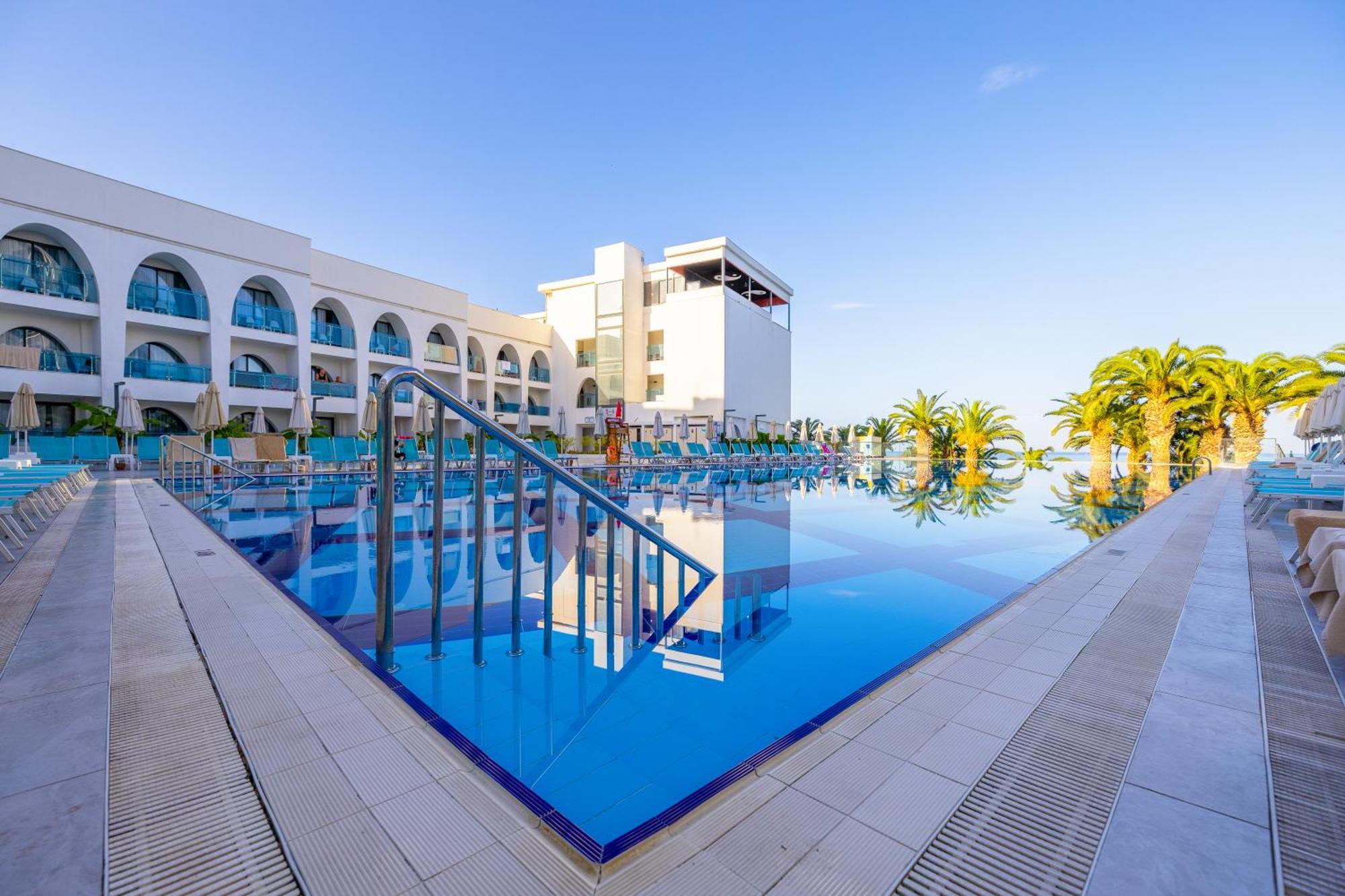Infinity By Yelken Aquapark&Resorts Kusadasi Exterior foto